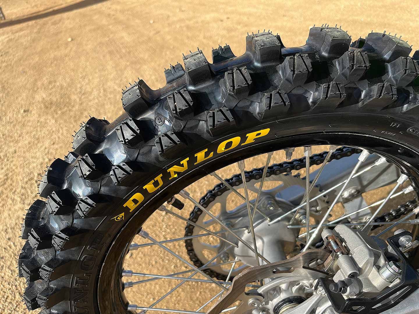 Dunlop Geomax MX34 Front Tire (80/100-21) by Dunlop